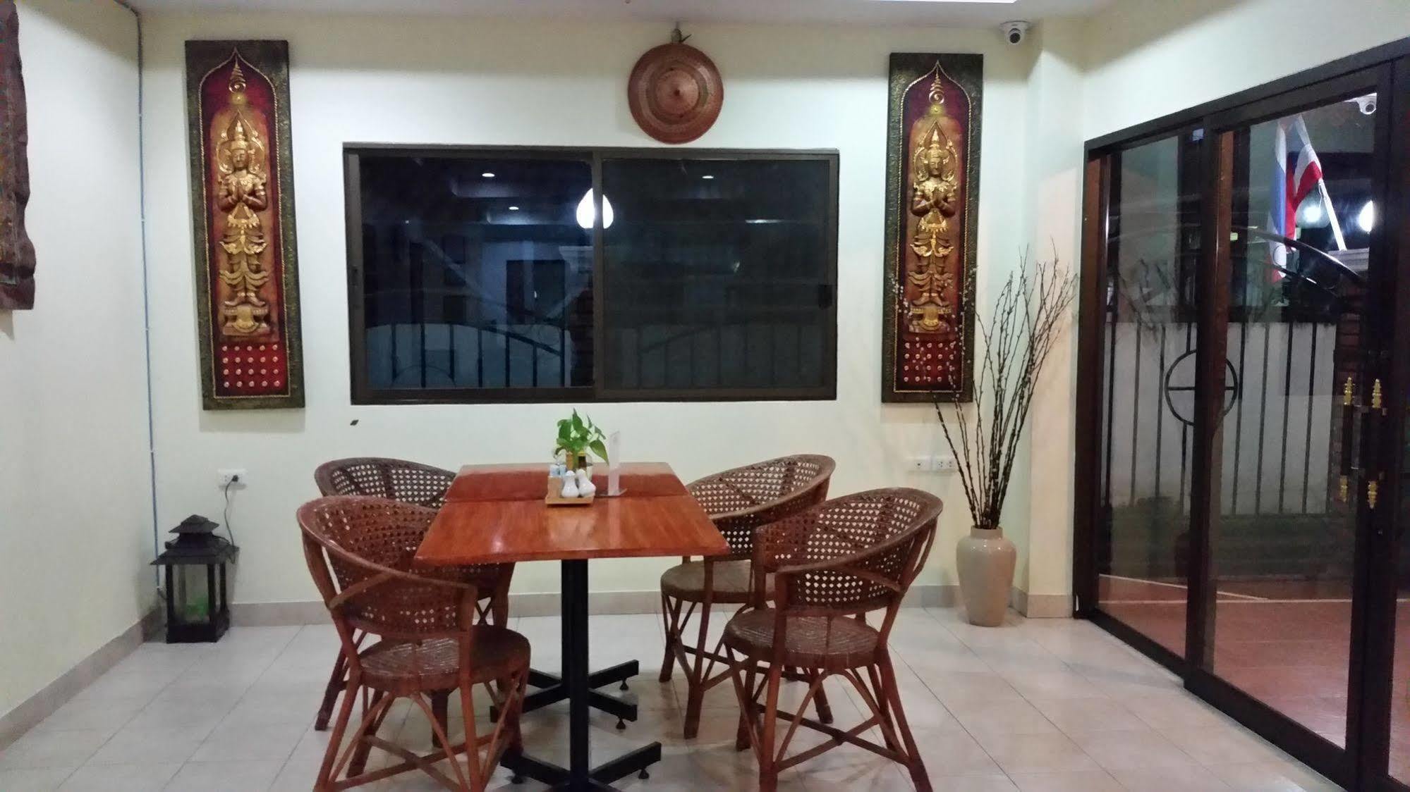 Villa Oranje Chiang Mai Eksteriør bilde